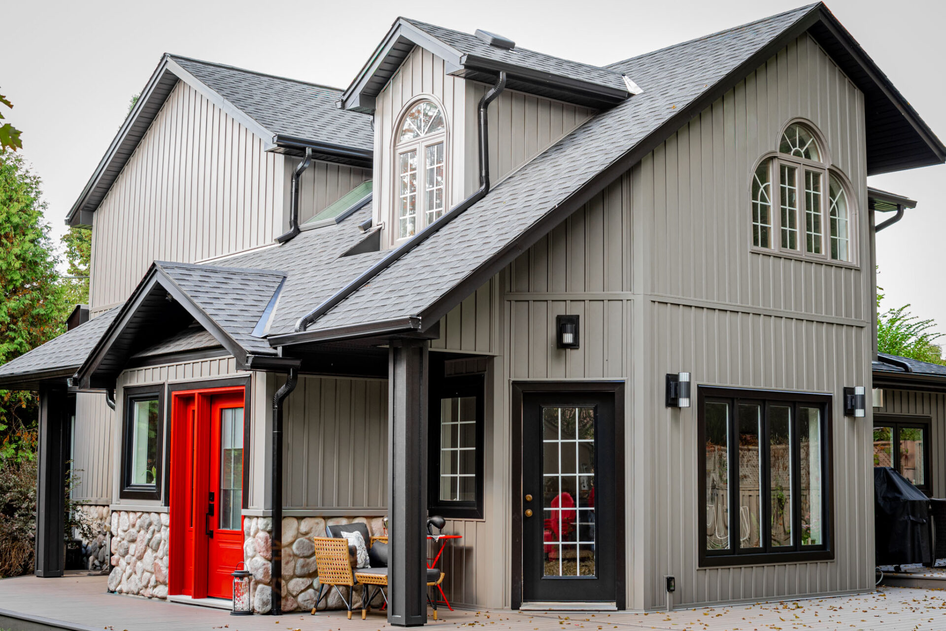 Board and Batten Vinyl | Elora