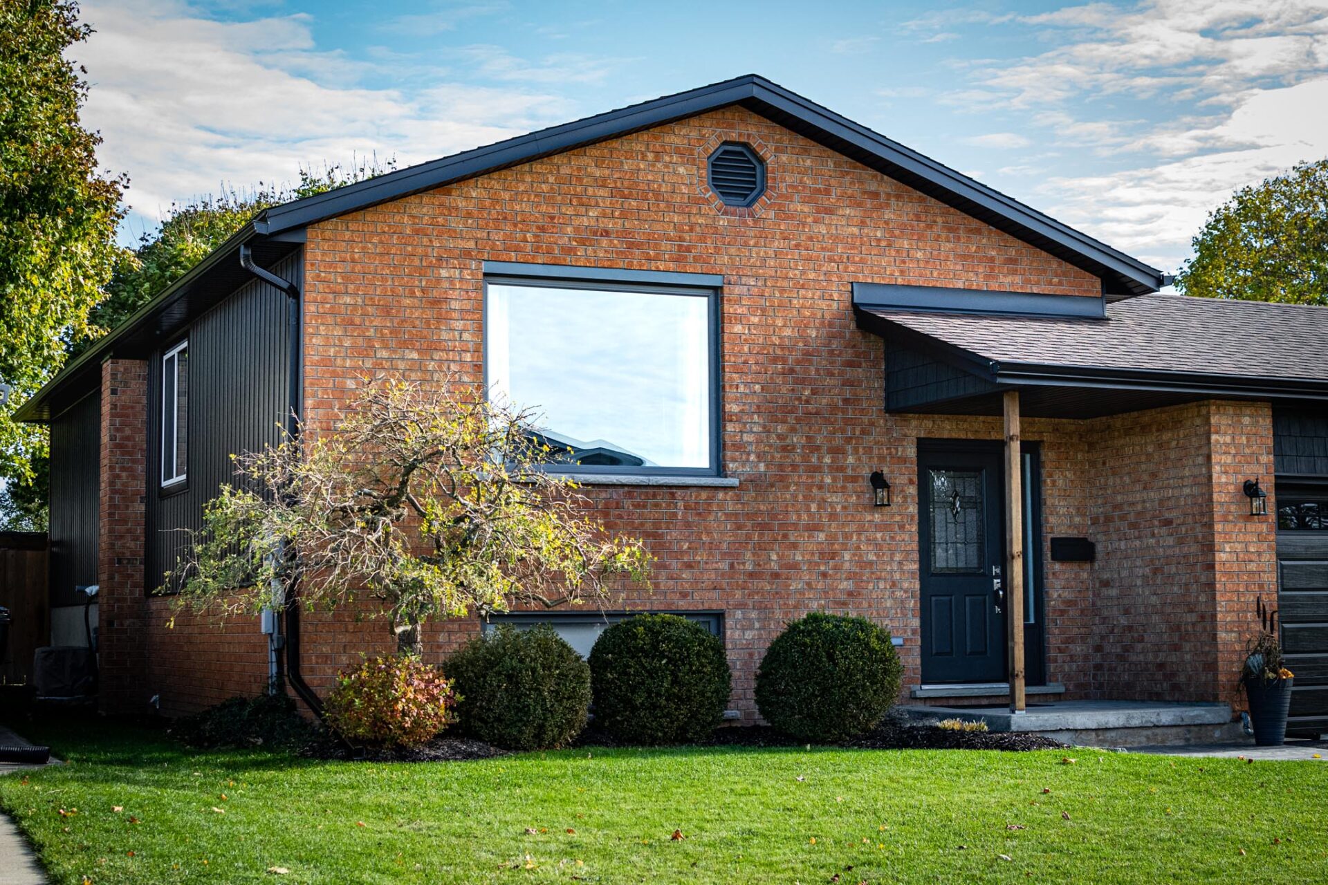 Vinyl Board and Batten | Elmira Vinyl Board and Batten | Elmira